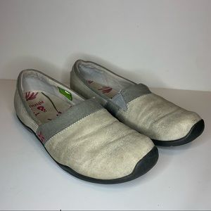AHNU Leather/Textile slip on Comfort Shoes